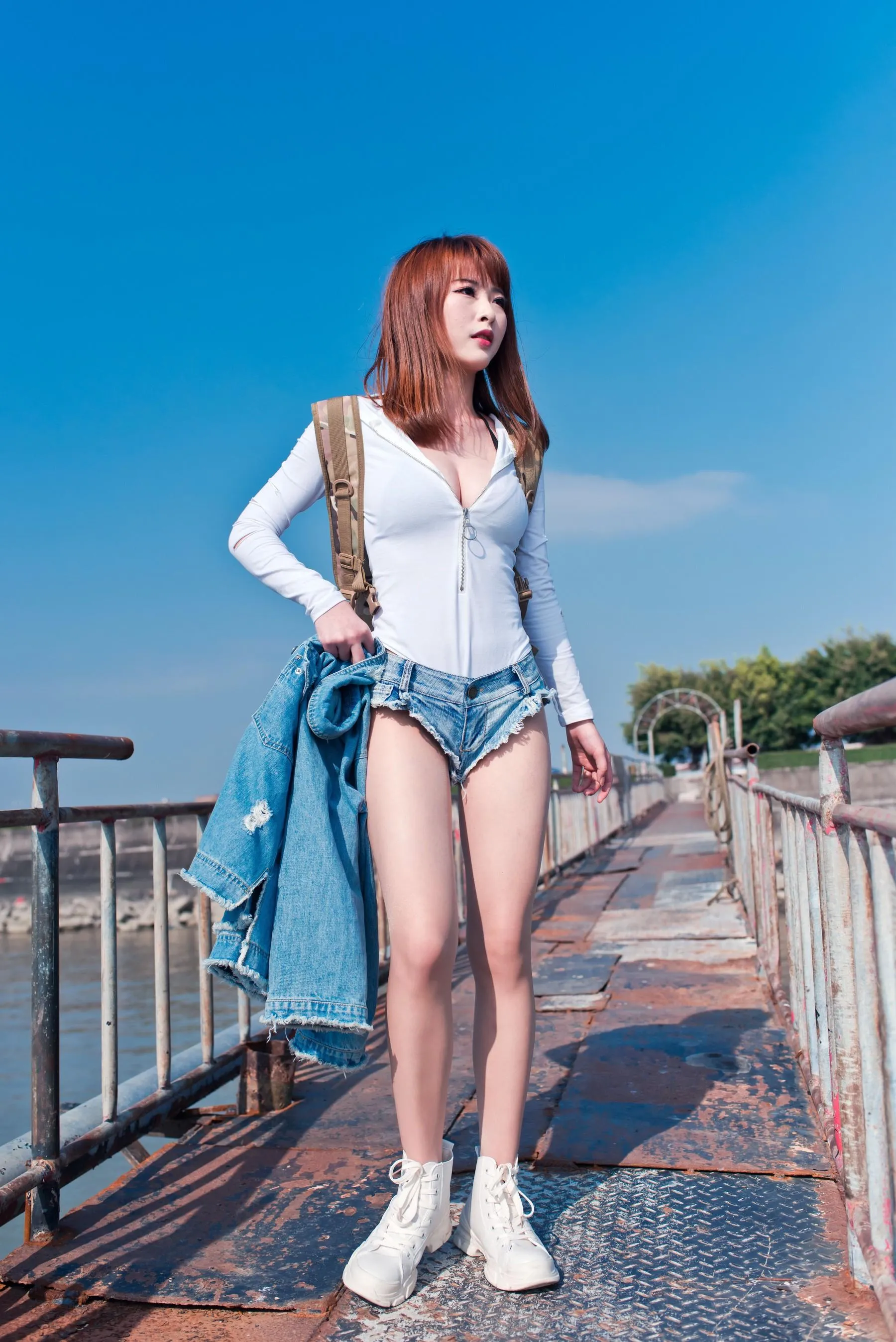 [魔镜街拍] NO.055 海鸥岛肉丝牛仔街拍 [415P]插图4